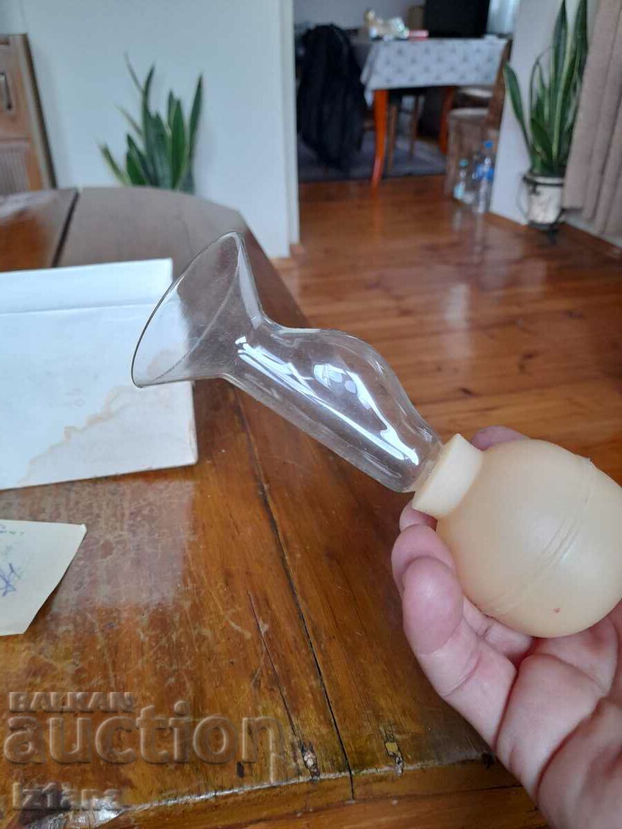 Delivery of Old breast pump, breast pump Delivery of Old breast pump, breast pump