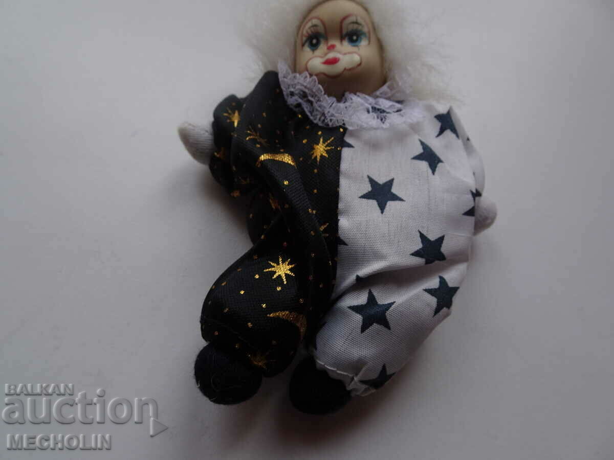 Auction COLLECTIBLE CLOWN DOLL Auction COLLECTIBLE CLOWN DOLL