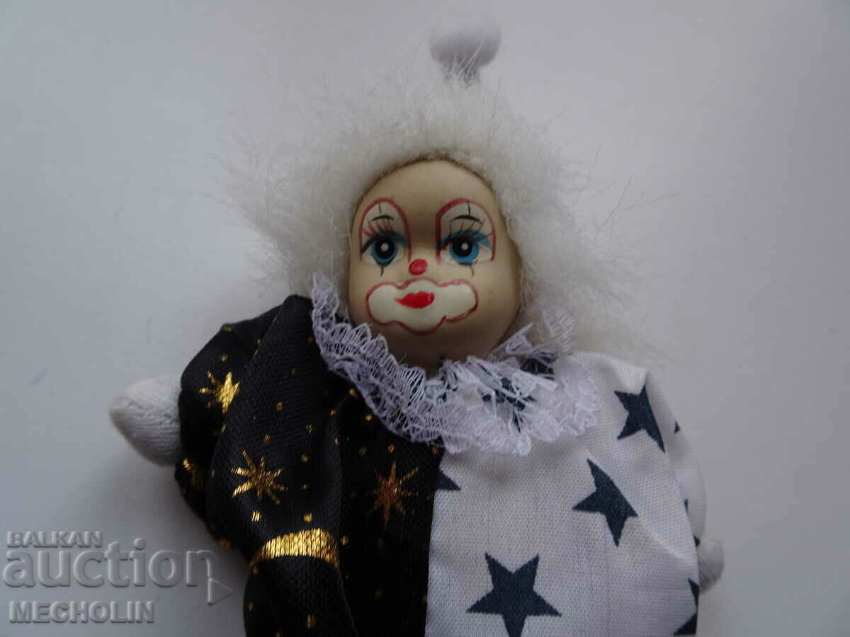 COLLECTIBLE CLOWN DOLL