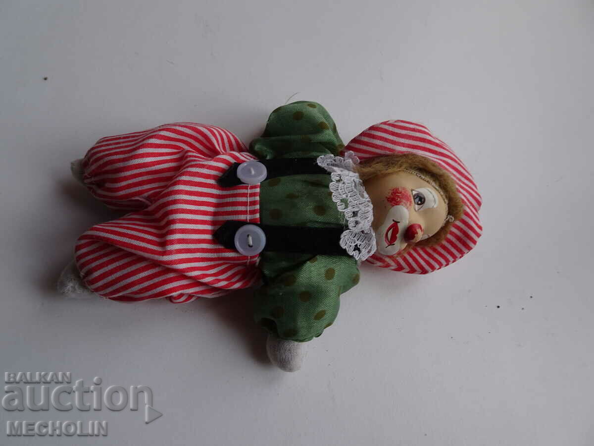 Auction COLLECTIBLE DOLL CLOWN 2 Auction COLLECTIBLE DOLL CLOWN 2