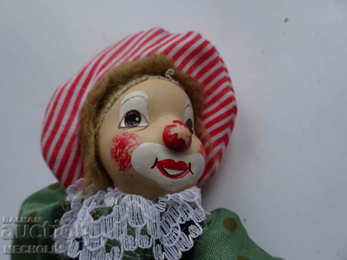COLLECTIBLE DOLL CLOWN 2