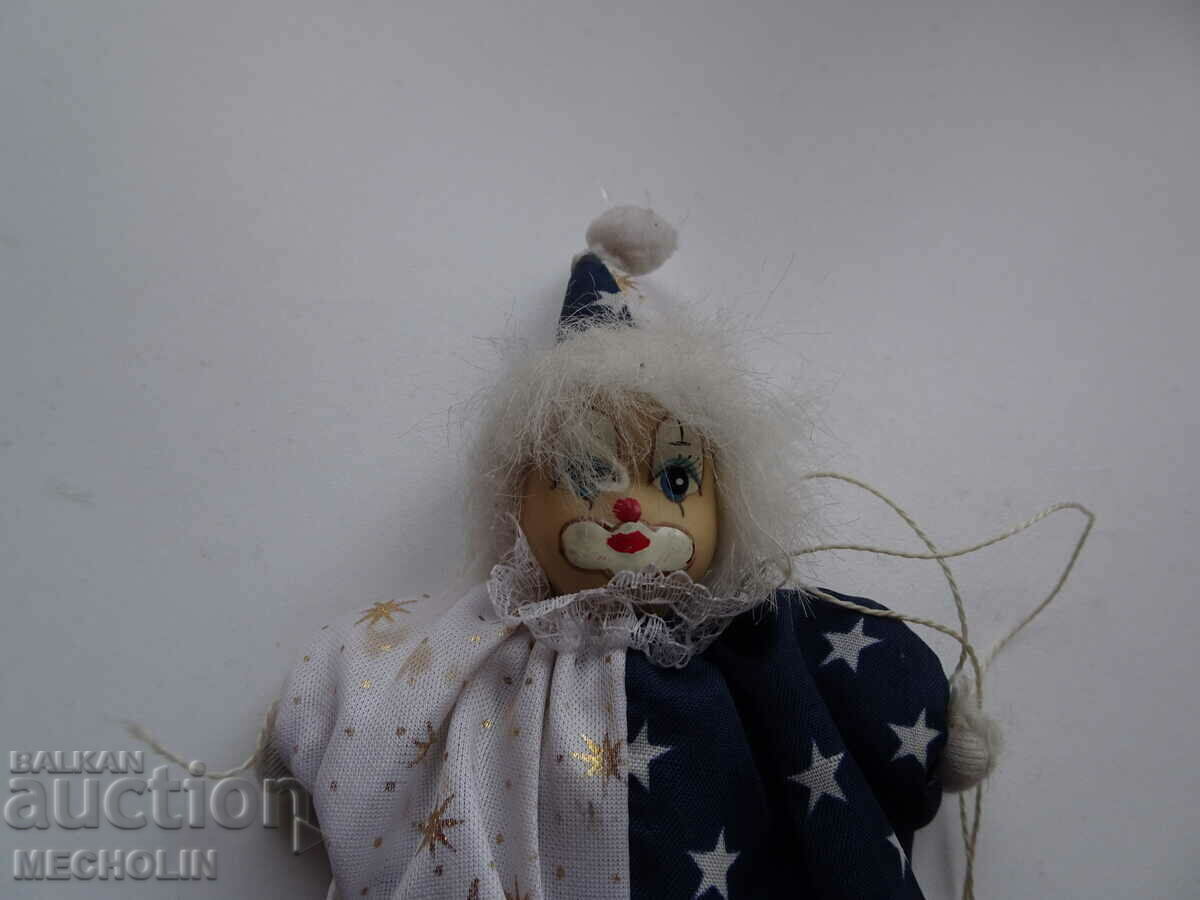 Auction COLLECTIBLE CLOWN DOLL 1 Auction COLLECTIBLE CLOWN DOLL 1
