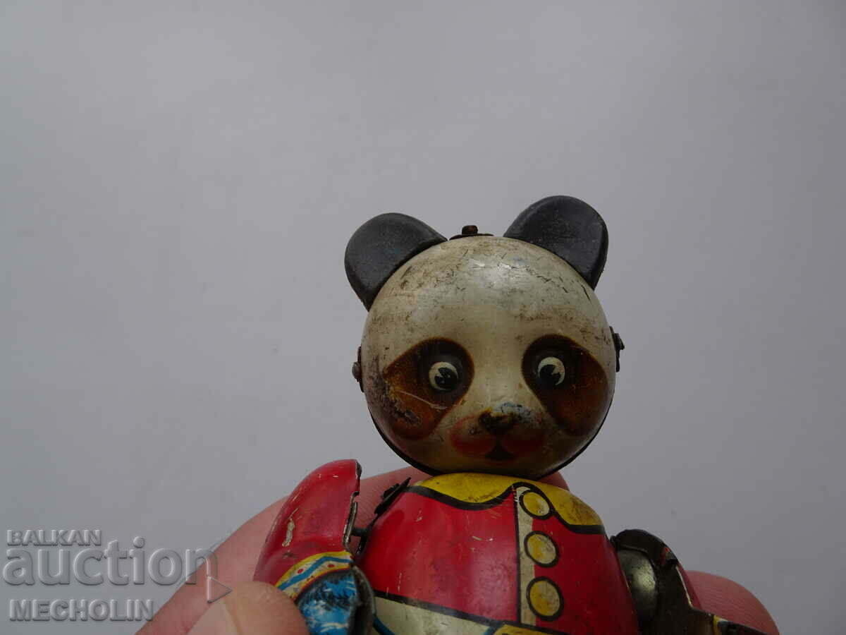 Delivery of COLLECTIBLE METAL TOY DRUMMER Delivery of COLLECTIBLE METAL TOY DRUMMER