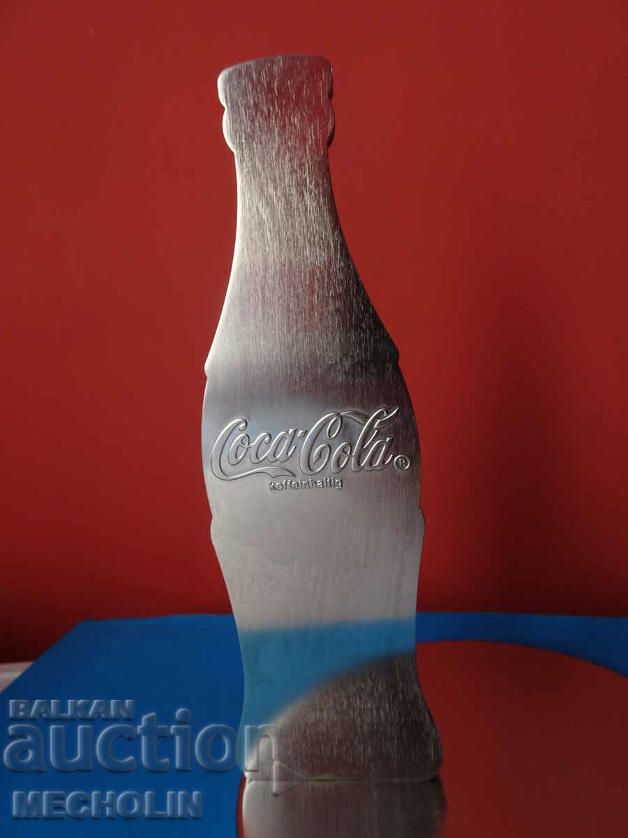 COLLECTOR METAL ADVERTISING COCA COLA BOTTLE with price 50.00 BGN | € 25.56 COLLECTOR METAL ADVERTISING COCA COLA BOTTLE with price 50.00 BGN | € 25.56