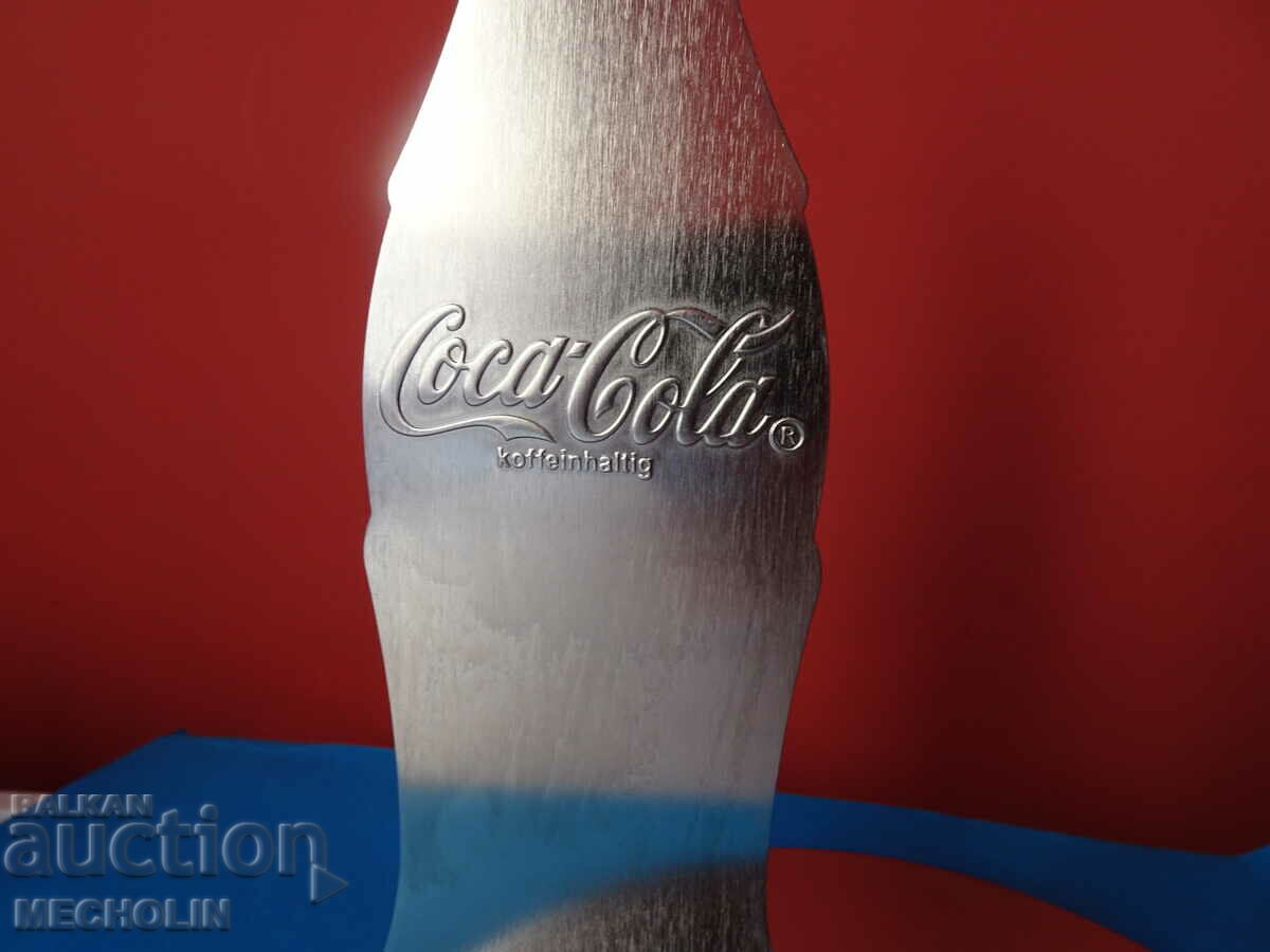 Auction COLLECTOR METAL ADVERTISING COCA COLA BOTTLE Auction COLLECTOR METAL ADVERTISING COCA COLA BOTTLE