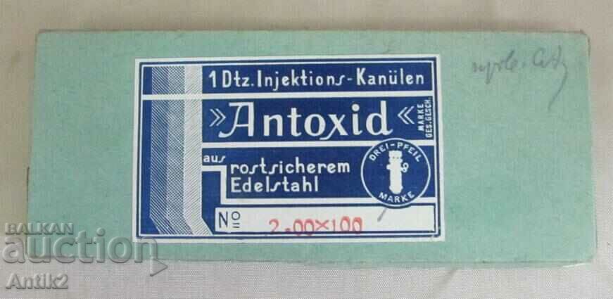 WWII Medical Syringe Needles with price 25.00 BGN | € 12.78 WWII Medical Syringe Needles with price 25.00 BGN | € 12.78