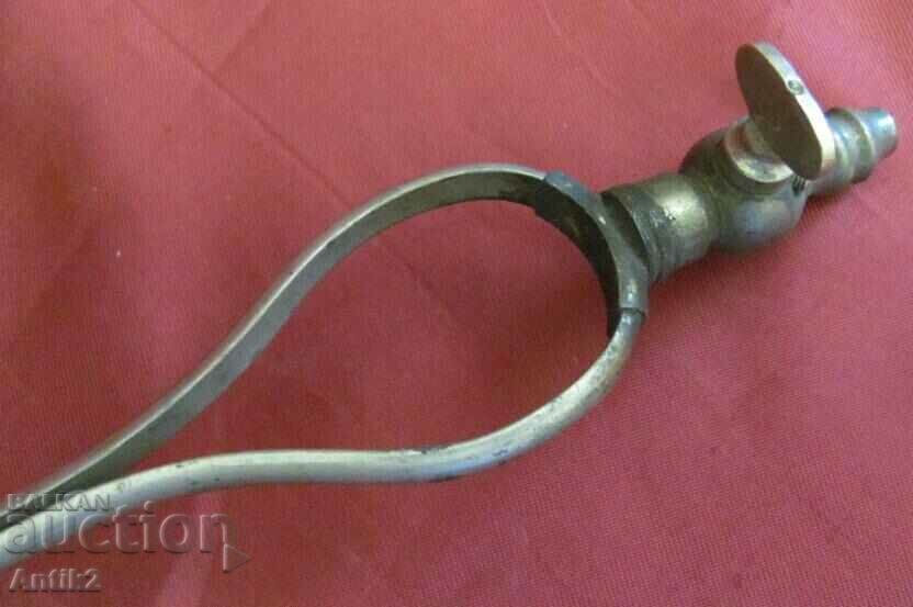 19th century Medical Instrument bronze - 5 19th century Medical Instrument bronze - 5