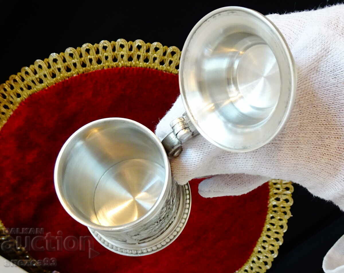 Pewter mug with three village paintings. - 5 Pewter mug with three village paintings. - 5