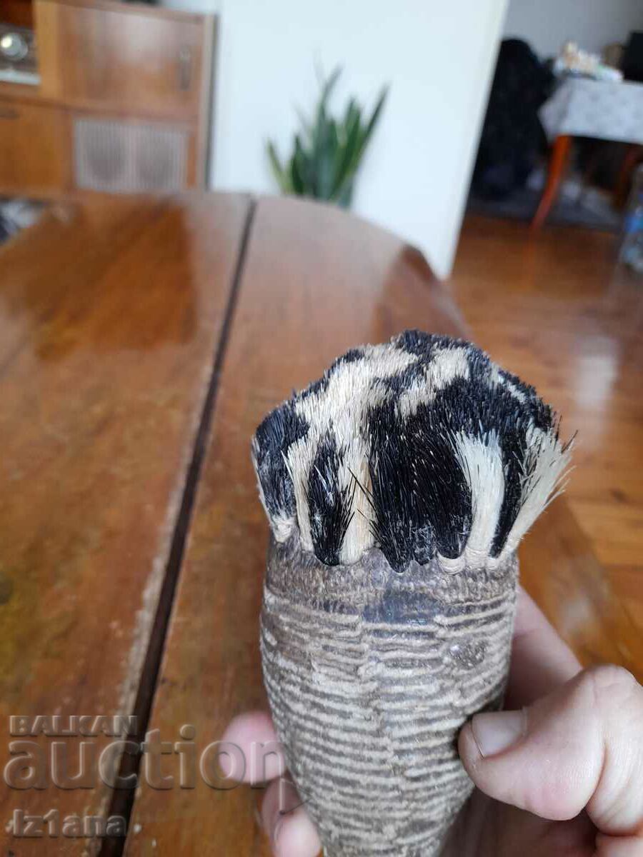 Delivery of An old shaving brush