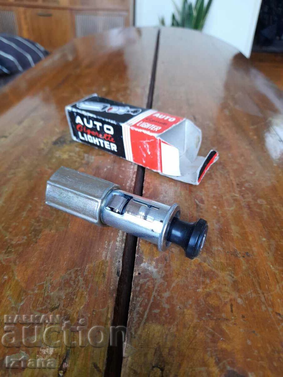 Old car lighter with price 32.00 BGN | € 16.36 Old car lighter with price 32.00 BGN | € 16.36