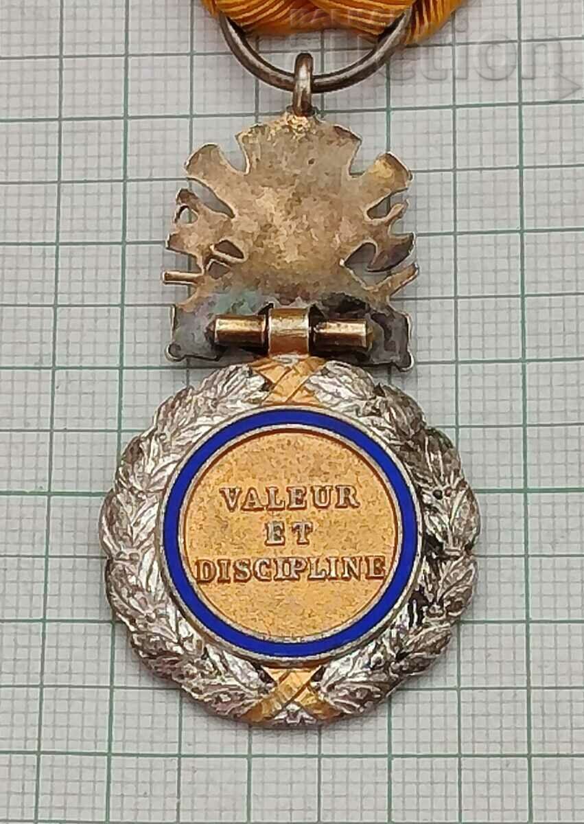 Delivery of FRANCE SILVER MEDAL 1870 VALEUR ET DISCIPLINE Delivery of FRANCE SILVER MEDAL 1870 VALEUR ET DISCIPLINE