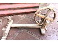 Old Wheel Spindle Loom Spindle Knitting Weaving