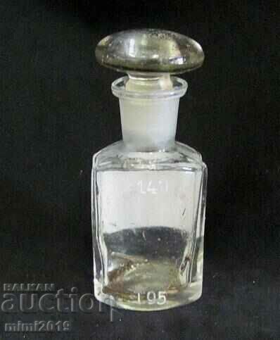 Delivery of Vintich Pharmacy Medical Glass Bottle Delivery of Vintich Pharmacy Medical Glass Bottle