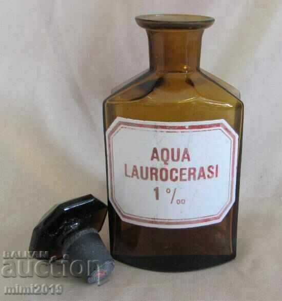 Auction  Vintich Pharmacy Medical Glass Bottle