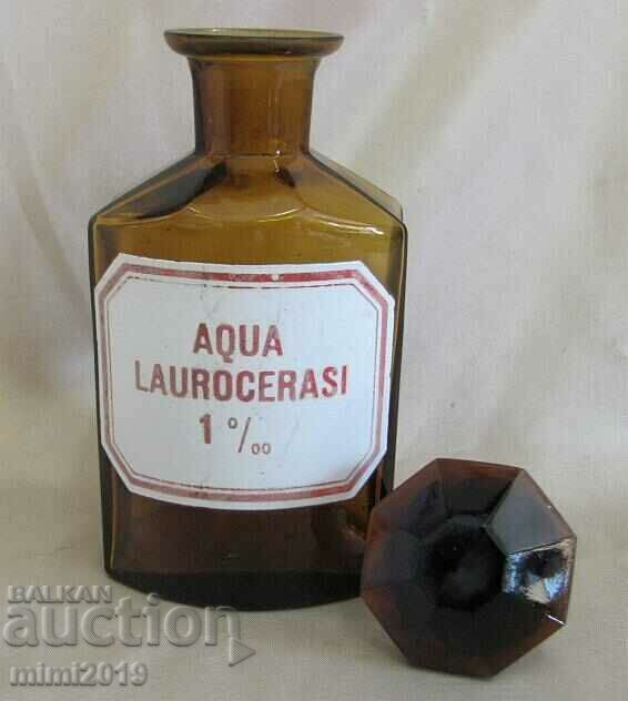 Delivery of Vintich Pharmacy Medical Glass Bottle