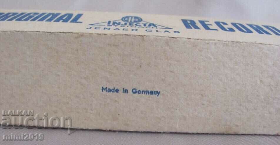 Auction  Screw Glass Syringe INJECTA Germany 20cc