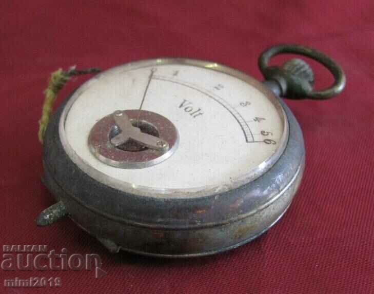 Delivery of 19th Century Old Voltmeter - Measuring Instrument Delivery of 19th Century Old Voltmeter - Measuring Instrument