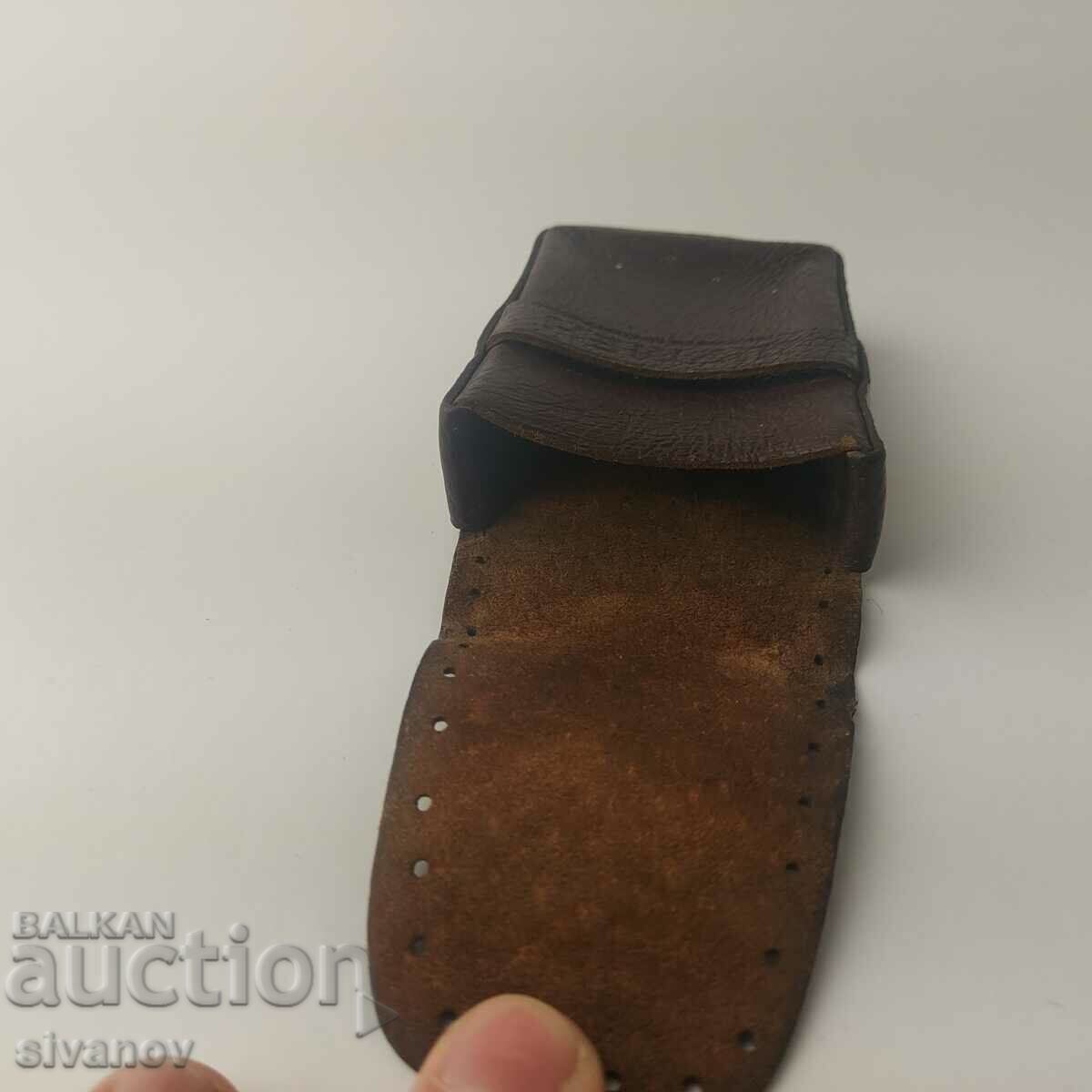 Auction Old leather case for cigarettes or cards Shumen #5509 Auction Old leather case for cigarettes or cards Shumen #5509