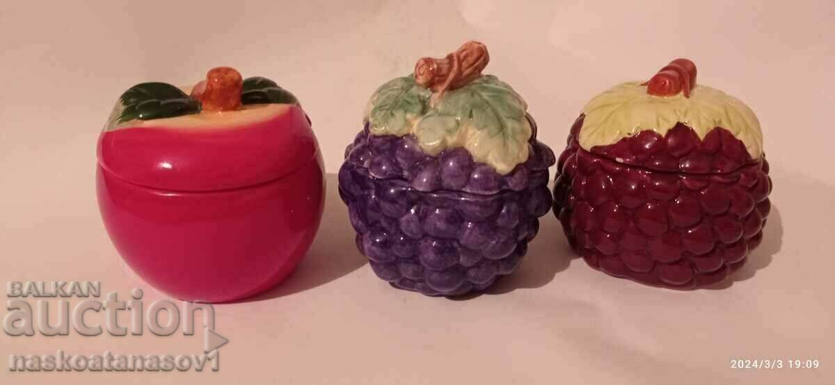 Porcelain sugar bowls - 6 Porcelain sugar bowls - 6