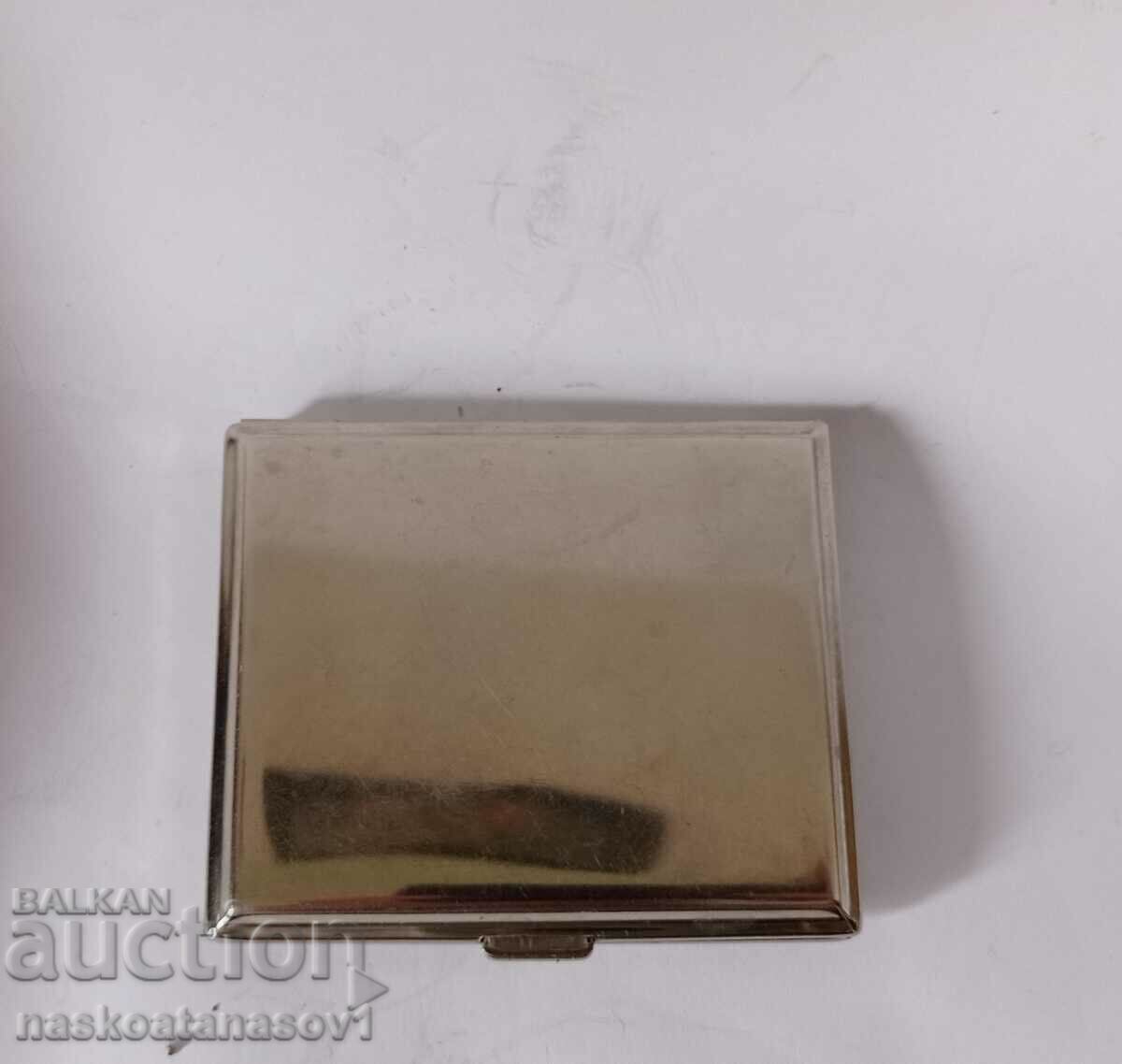 Lucky Strike Snuff Box - 5