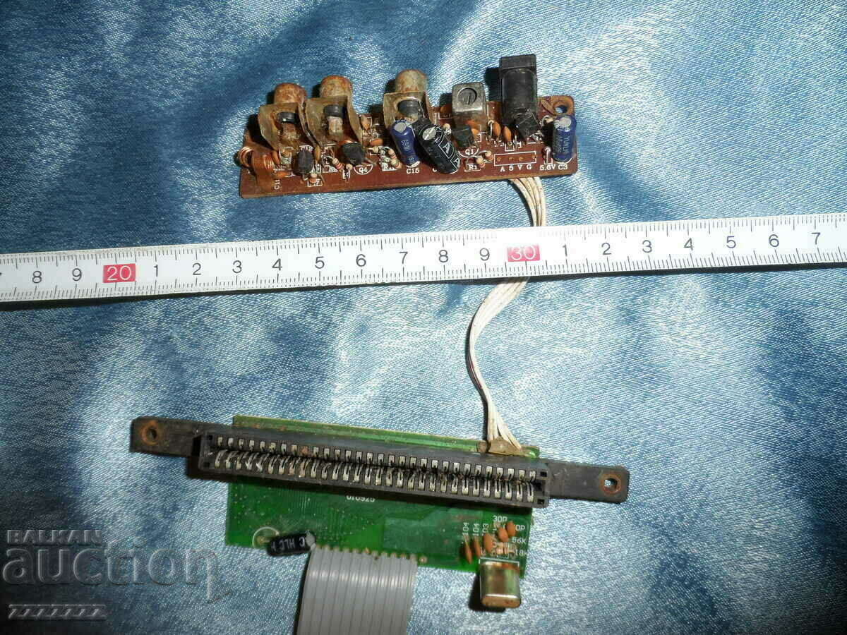 placa de circuite, piese cu preț 10.00 BGN | € 5.11