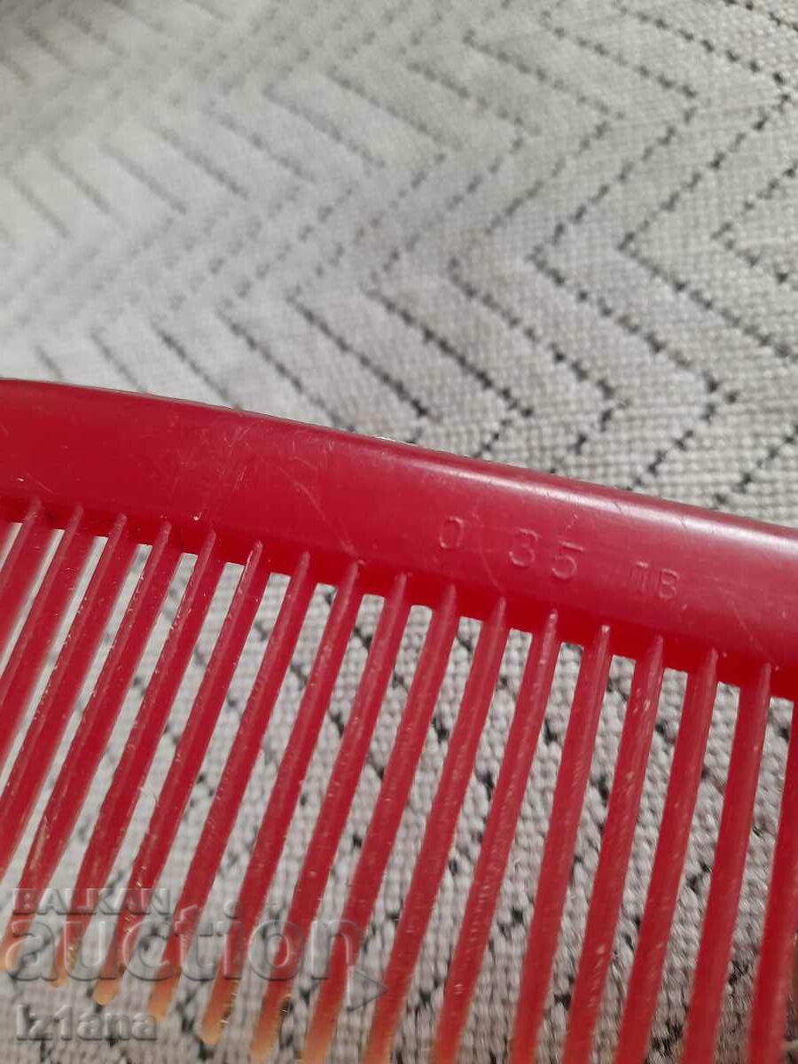Auction  Old comb, comb