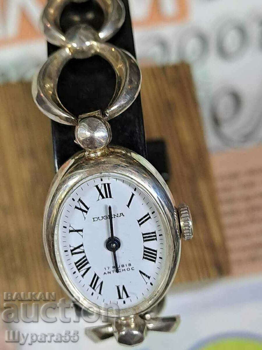 Дамски часовник сребро 835 с цена 120.00 лв. | € 61.36 Дамски часовник сребро 835 с цена 120.00 лв. | € 61.36