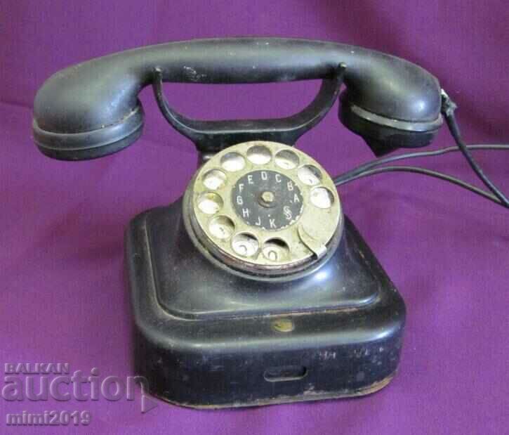 Delivery of 1940s WWII SIMENS Bakelite Telephone Delivery of 1940s WWII SIMENS Bakelite Telephone