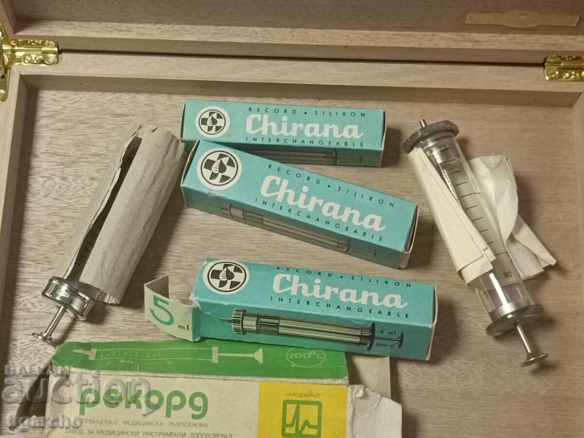 Auction Vintage glass syringes Auction Vintage glass syringes