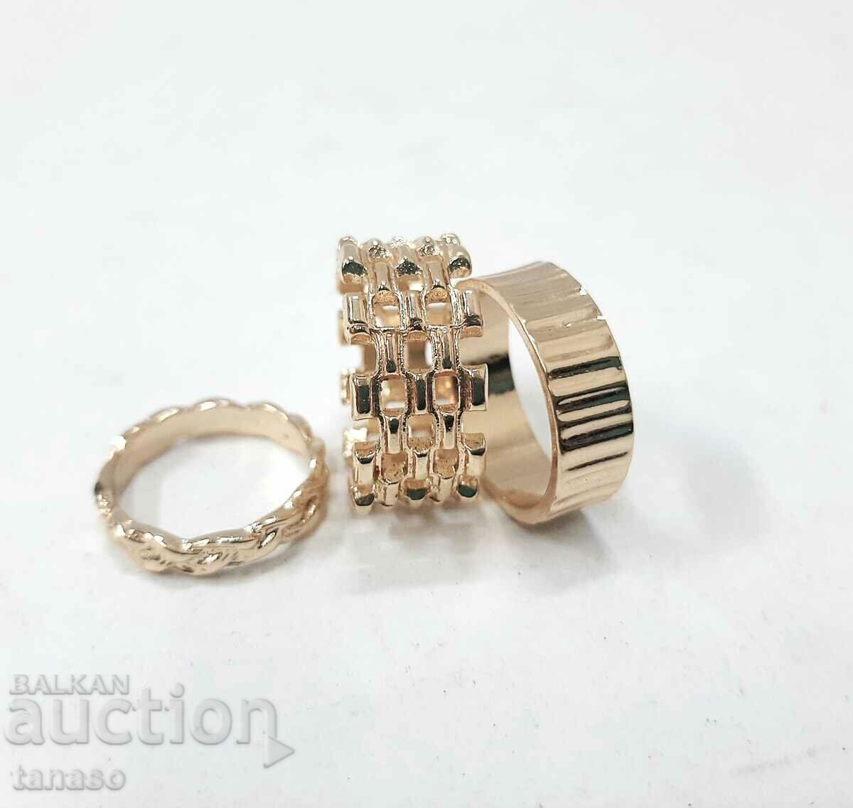 Auction Set of 3 rings (8.3) Auction Set of 3 rings (8.3)