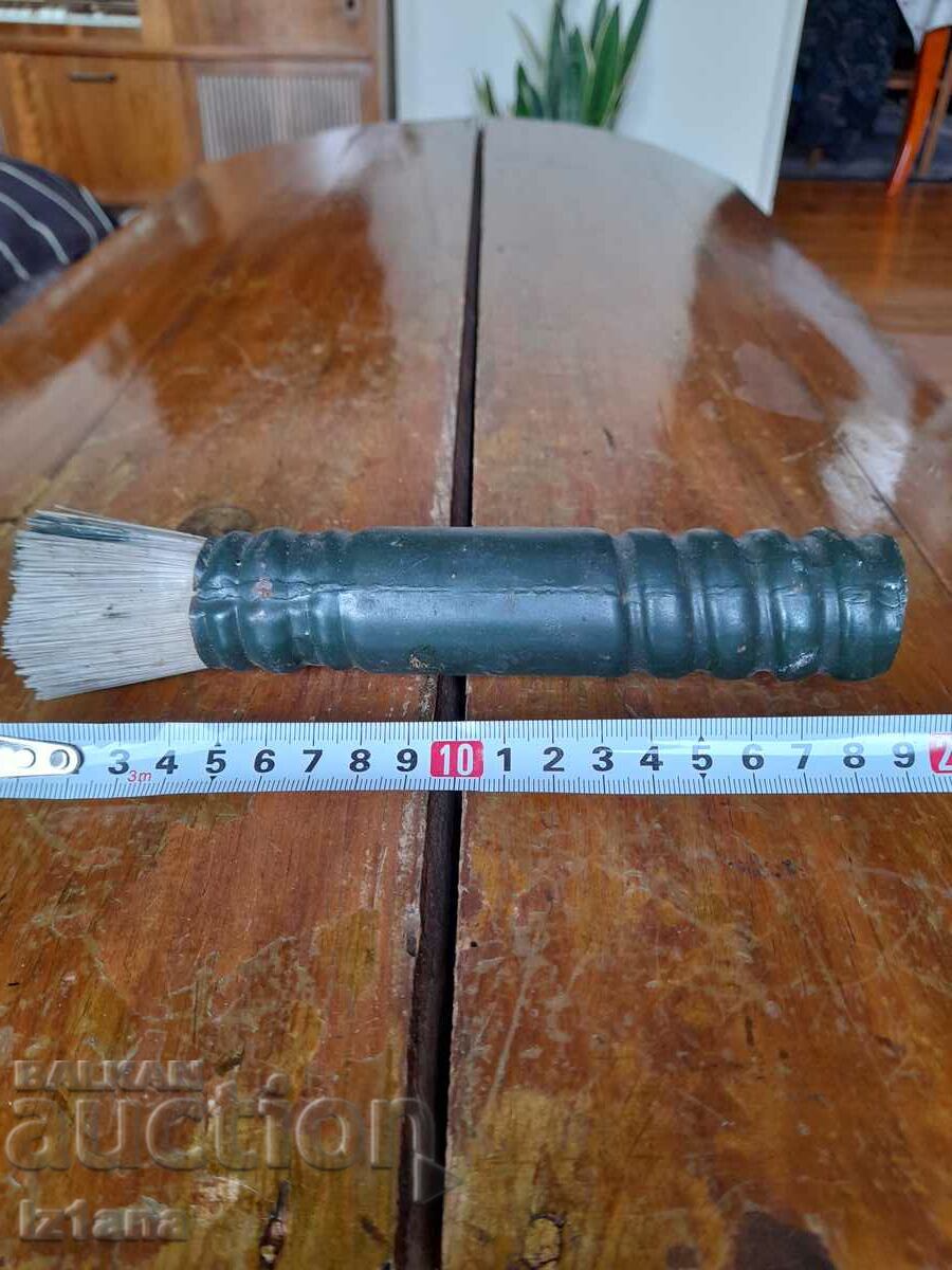 Old paint brush with price 16.00 BGN | € 8.18