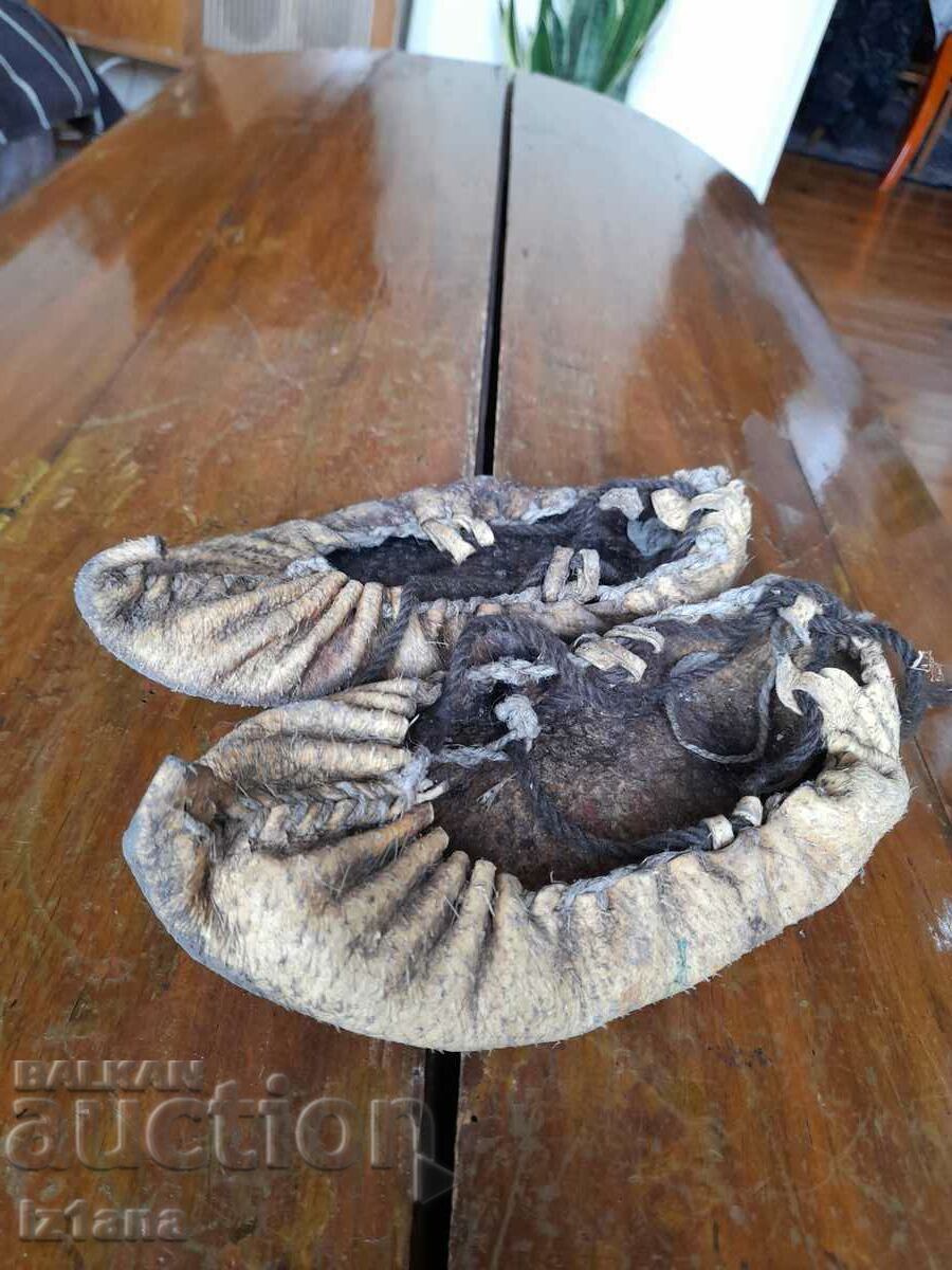 Old Tservuli, Opintsi with price 65.00 BGN | € 33.23 Old Tservuli, Opintsi with price 65.00 BGN | € 33.23