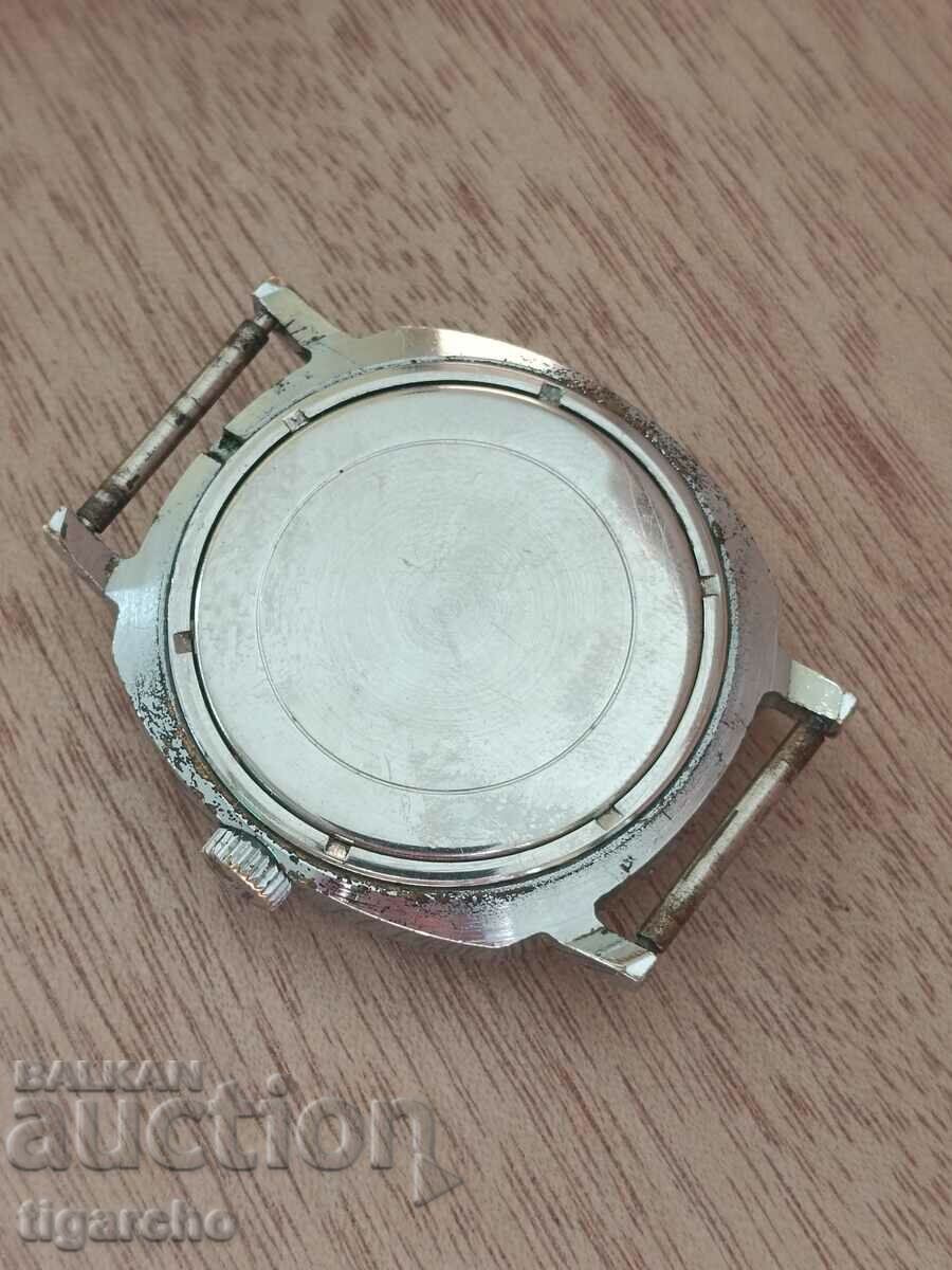 Delivery of Slava clock Delivery of Slava clock