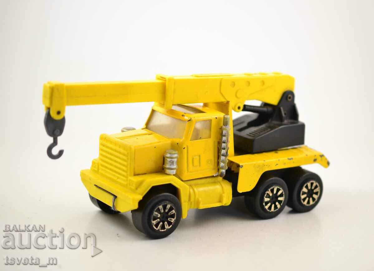 Truck, crane metal and plastic, children's toys