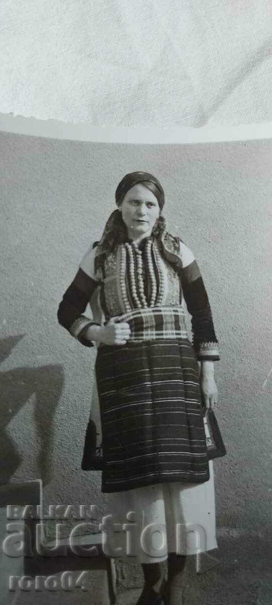MACEDONIAN COSTUME - 1940 - 6