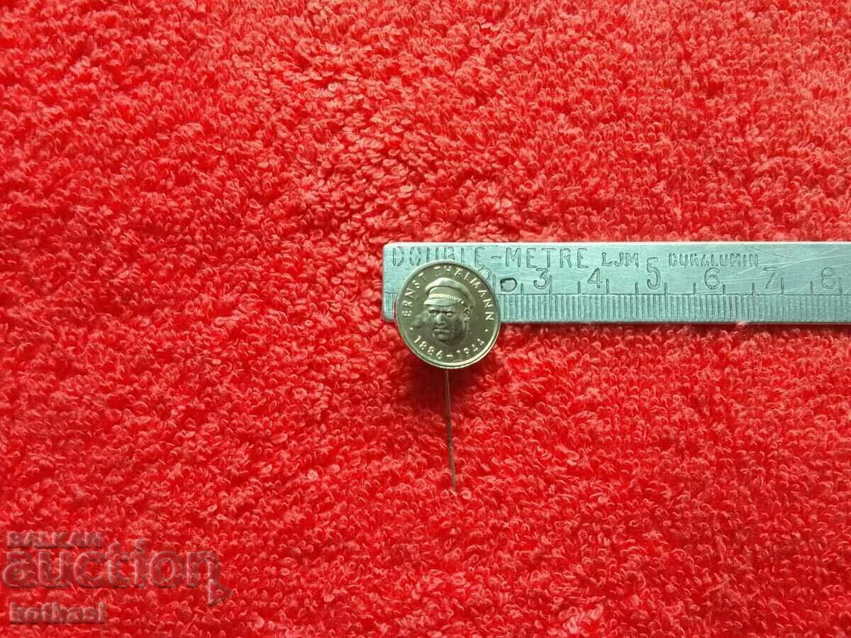 Old social metal badge pin ERNST THALMANN 1886-1944 Ernst