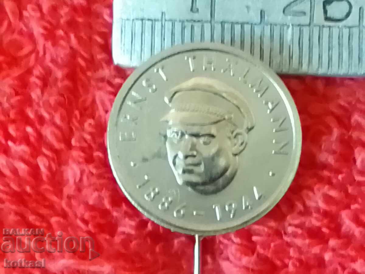 Old social metal badge pin ERNST THALMANN 1886-1944 Ernst Old social metal badge pin ERNST THALMANN 1886-1944 Ernst