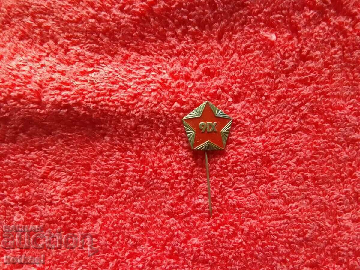 Auction Old social metal badge pin 09. September Auction Old social metal badge pin 09. September