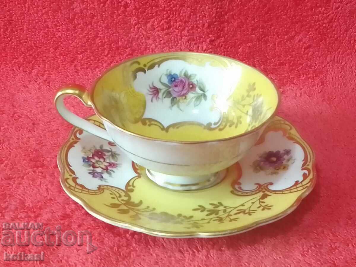 Set Moka porțelan vechi farfurie ceașcă aurire colecția Tettau cu preț € 33.49 | 65.50 BGN Set Moka porțelan vechi farfurie ceașcă aurire colecția Tettau cu preț € 33.49 | 65.50 BGN