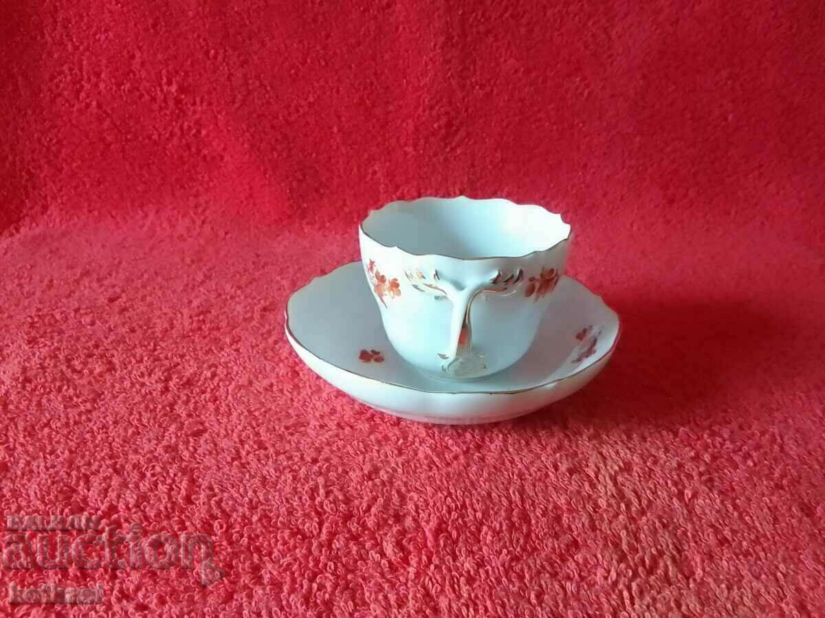 Set dublu porțelan vechi farfurie de pahare aurite Meissen Meissen cu preț 205.50 BGN | € 105.07 Set dublu porțelan vechi farfurie de pahare aurite Meissen Meissen cu preț 205.50 BGN | € 105.07