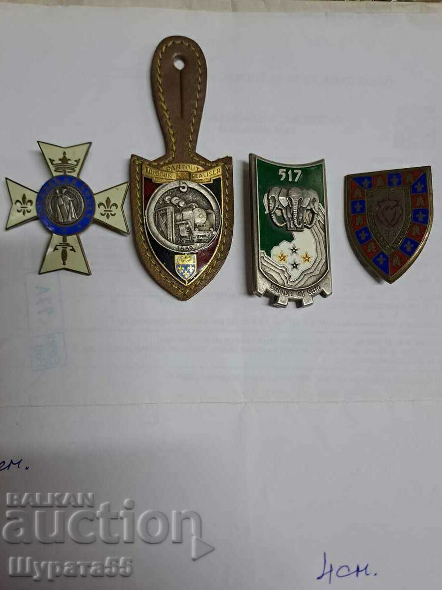 Chest insignia Chest insignia