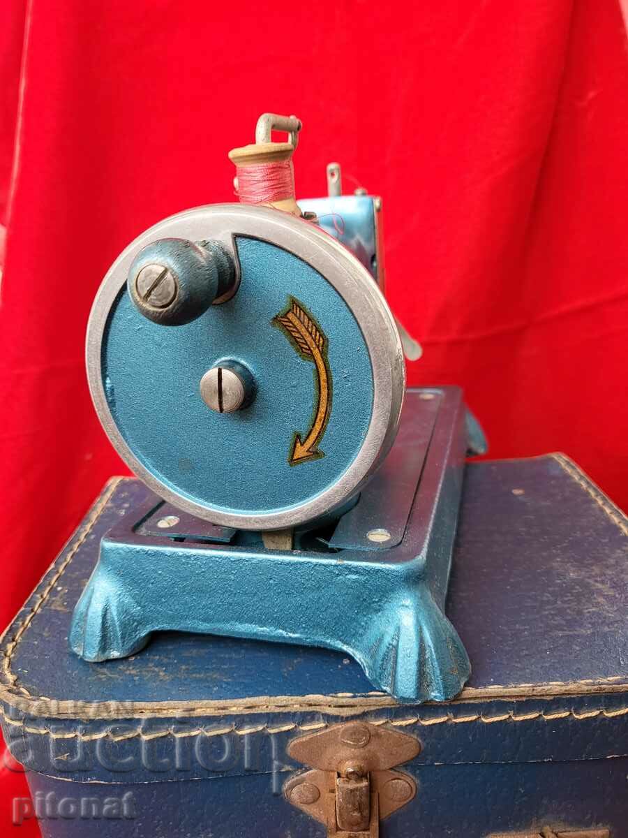 Auction Martin Decker Kipic TSM Collectible Children's Sewing Machine Auction Martin Decker Kipic TSM Collectible Children's Sewing Machine