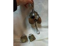 Wind chimes, bells, etc., in a beautiful shape with a nice sound
