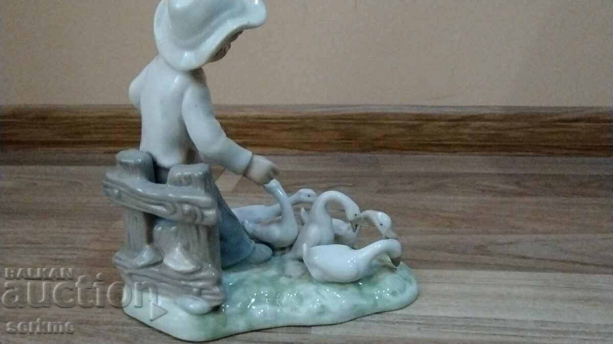 Porcelain figure marked - 5 Porcelain figure marked - 5