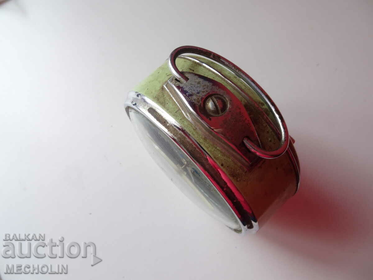 Delivery of COLLECTIBLE CHINESE ALARM CLOCK 1970 WITH ROCKET 1 Delivery of COLLECTIBLE CHINESE ALARM CLOCK 1970 WITH ROCKET 1