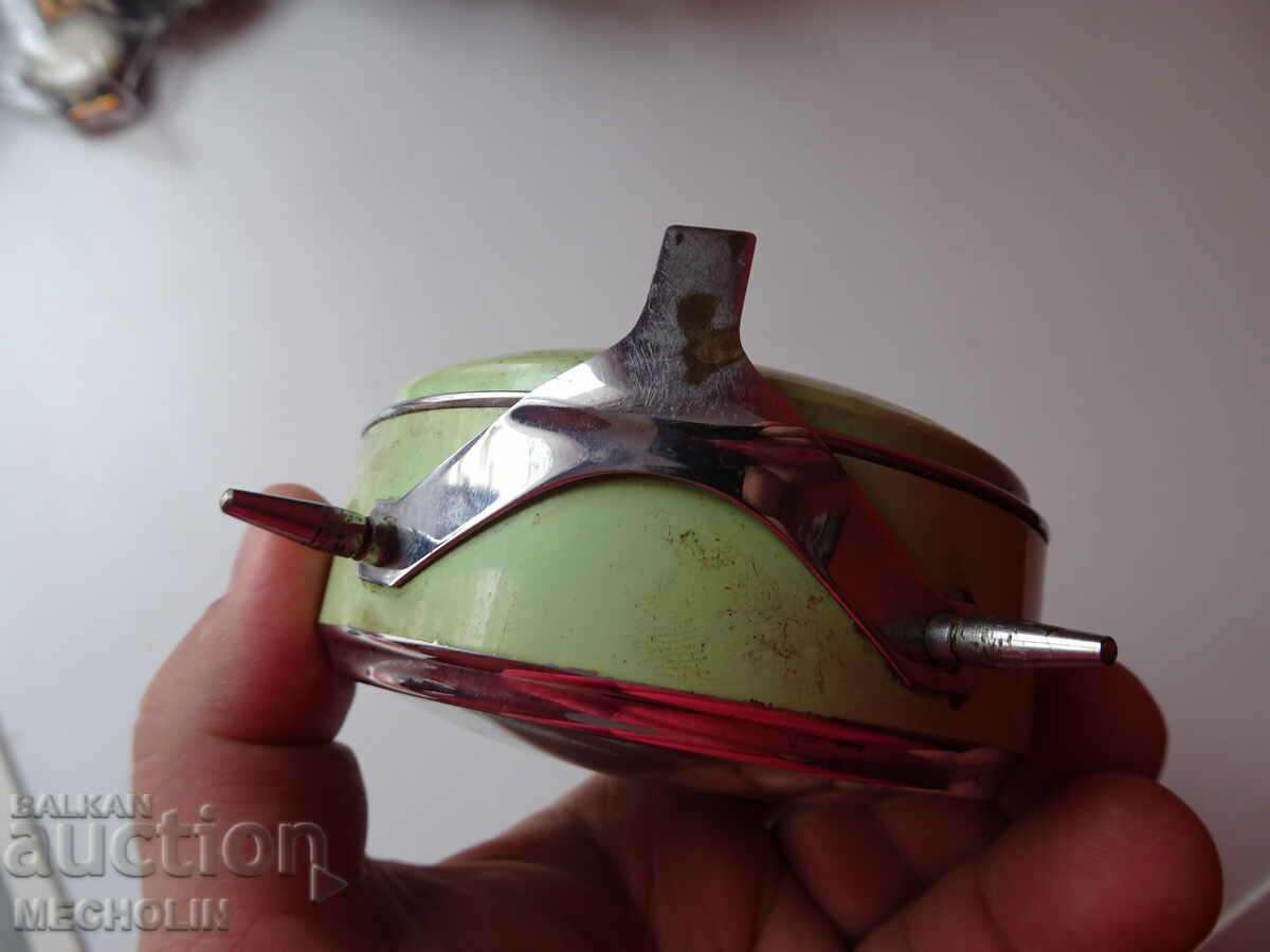 COLLECTIBLE CHINESE ALARM CLOCK 1970 WITH ROCKET 1 - 5 COLLECTIBLE CHINESE ALARM CLOCK 1970 WITH ROCKET 1 - 5