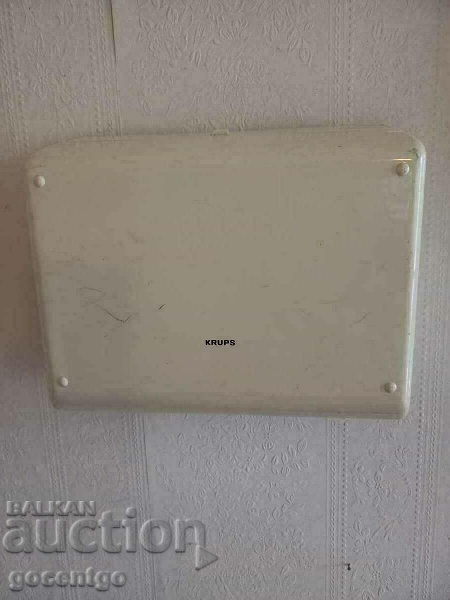 CANTAR 3 KG KRUPS PENTRU PERETE pliabil cu preț 11.50 BGN | € 5.88