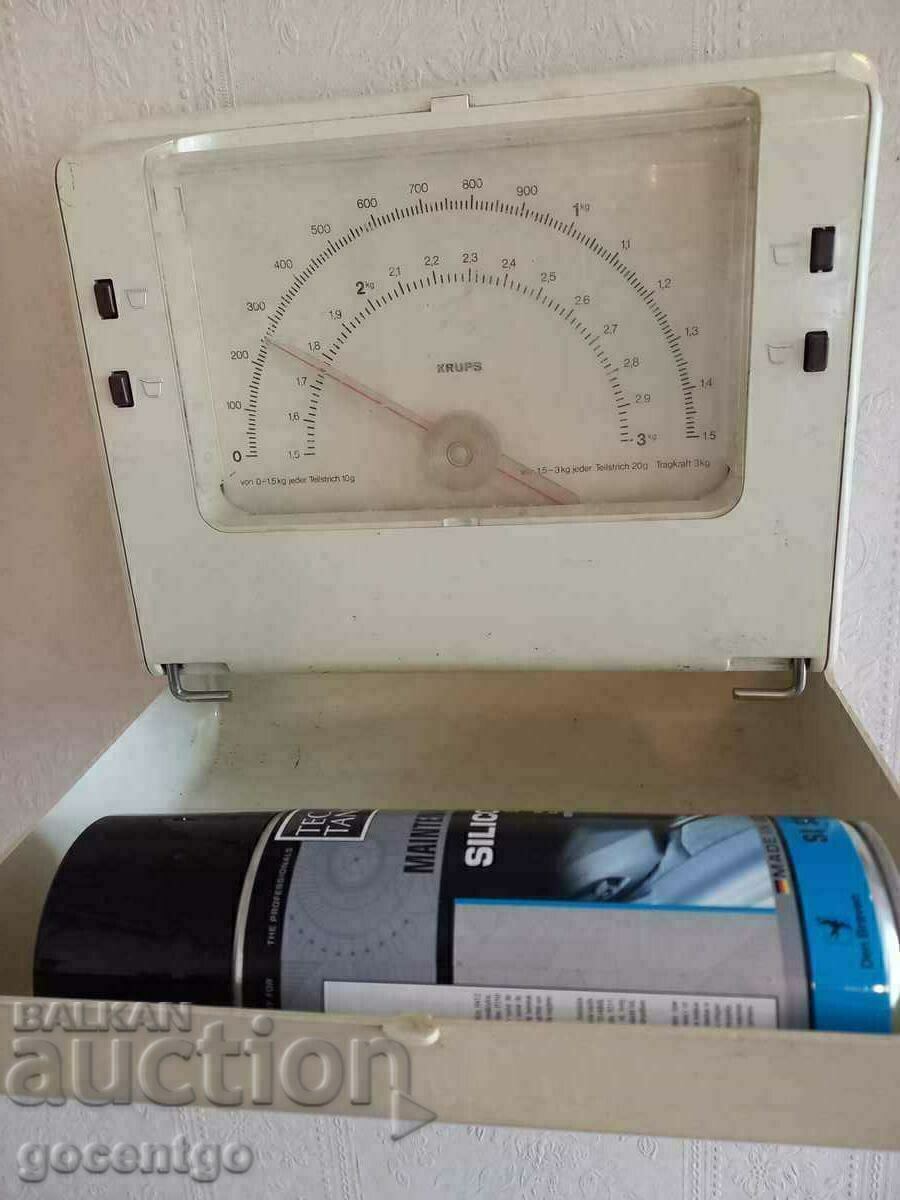 Livrarea CANTAR 3 KG KRUPS PENTRU PERETE pliabil