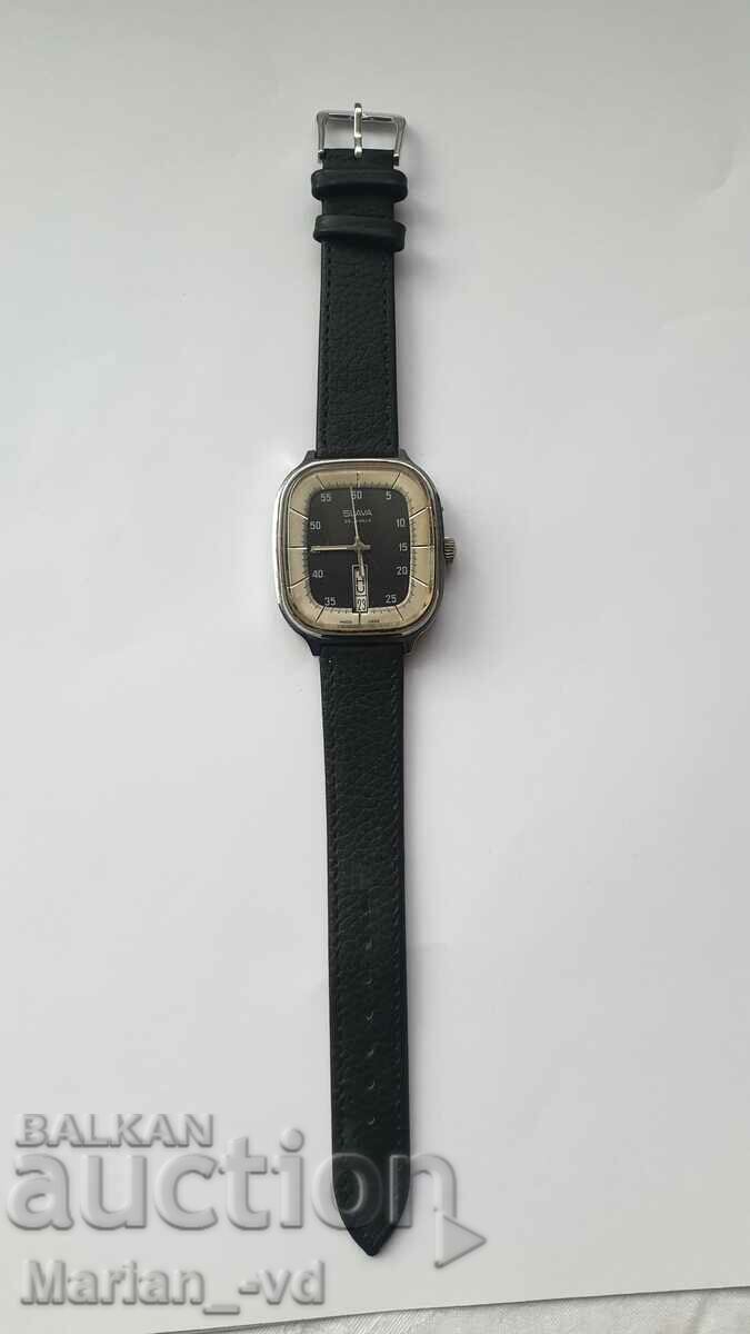 SLAVA 26 JEWELS collector's watch with price 100.00 BGN | € 51.13