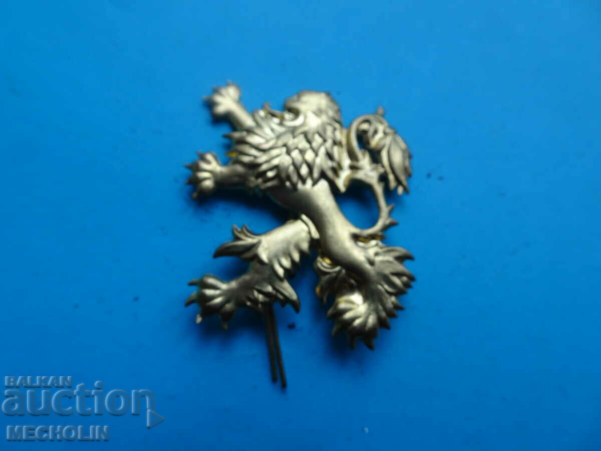 Auction COLLECTIBLE old SOC COCKARDS LIVCHE Auction COLLECTIBLE old SOC COCKARDS LIVCHE